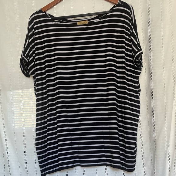 Piko 1988 Black and White Striped Tee Size Medium - Picture 1 of 13